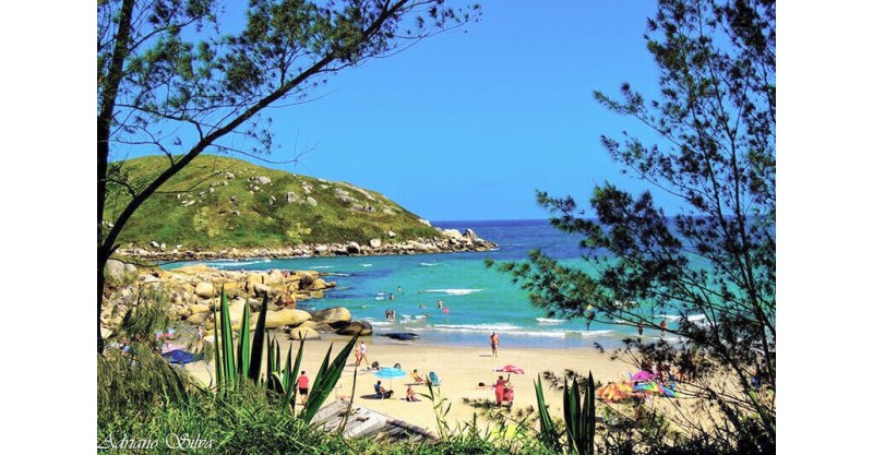 Praias da região Sul seguem próprias para banho