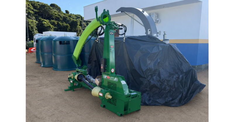 Prefeitura de Imbituba amplia estrutura de atendimento ao setor rural com aquisição de trator e máquina de silagem