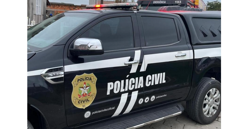 Presidente da Câmara de Laguna é afastado em operação sobre contratos de pavimentação