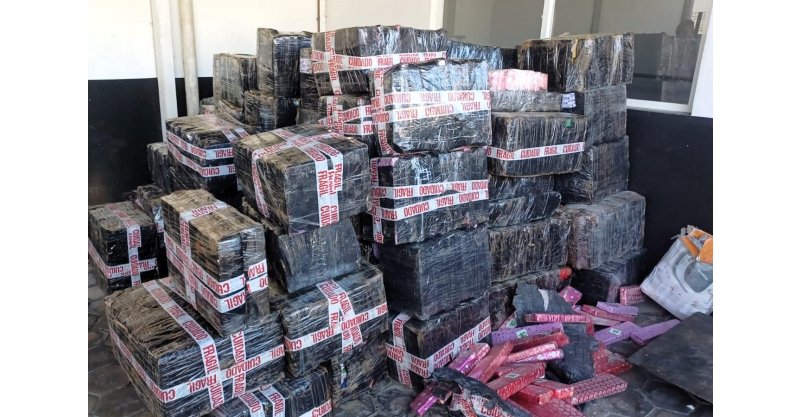 PRF e PM de SC apreendem 3,7 toneladas de maconha em Guaramirim