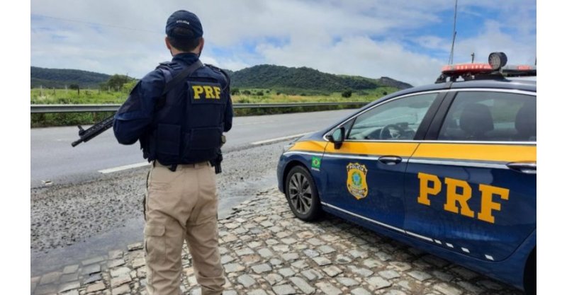 PRF intensifica fiscalização em SC com previsão de 2 milhões de veículos nas rodovias