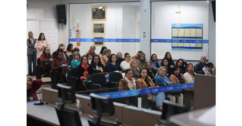 Profissionais da educação participam de capacitação sobre combate à violência contra crianças e adolescentes