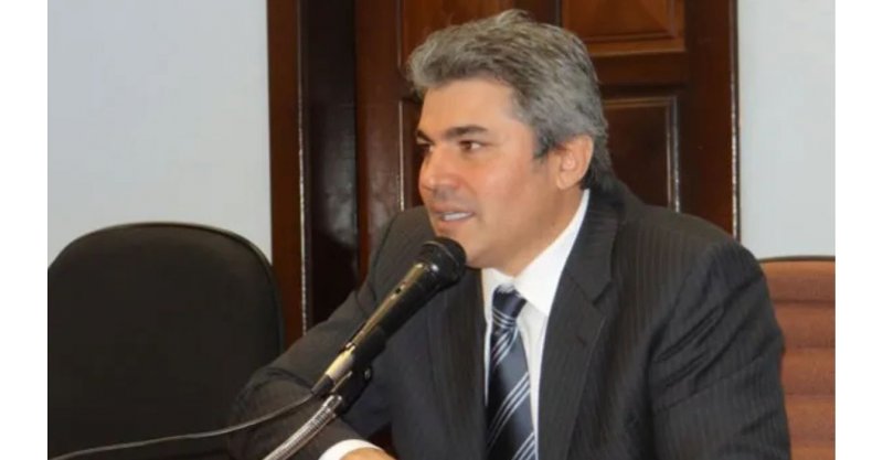 Promotor de Justiça é demitido após ‘condutas gravíssimas’ em SC