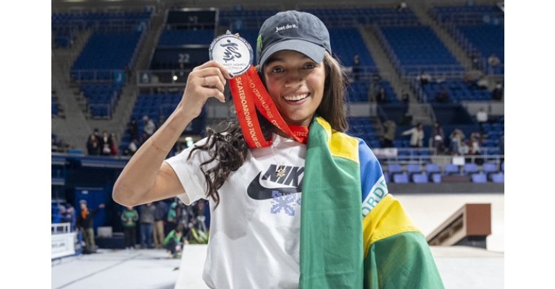 Rayssa Leal sobra na pista e vence etapa de Brasília da SLS