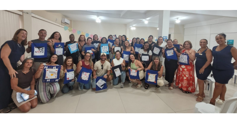 SEDEJ promove encontro entre escolas que desenvolvem o EDUTI em Imbituba