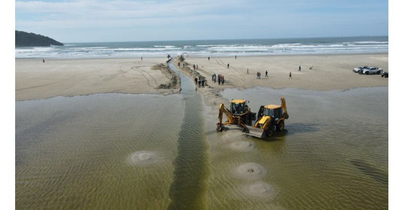 SSP realiza abertura emergencial da Barra de Ibiraquera como medida preventiva diante das chuvas