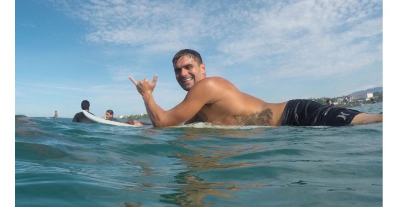 Surfista da Praia do Rosa é indicado ao ‘Oscar’ das ondas gigantes