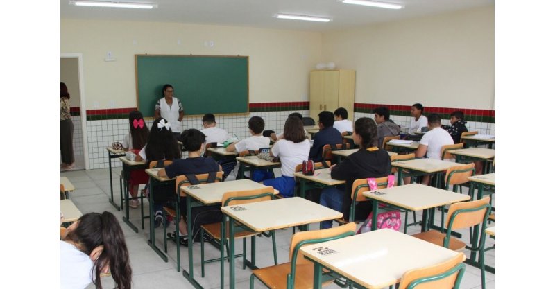 Termina amanhã novo período de matrículas da rede estadual catarinense
