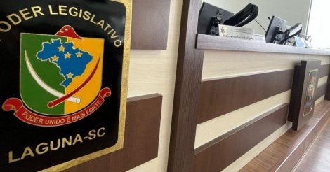  Laguna / Justiça anula ‘eleição paralela’ e manda Câmara do município refazer votação em até 5 dias