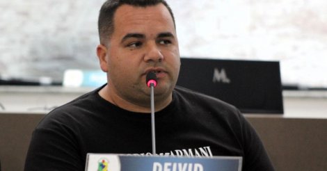  Prefeito transmite cargo ao vice, mas Presidente da Câmara é quem irá assumir Prefeitura por uma semana