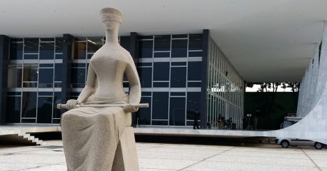 A ordem é enxovalhar, expor, constranger: viva o Brasil!