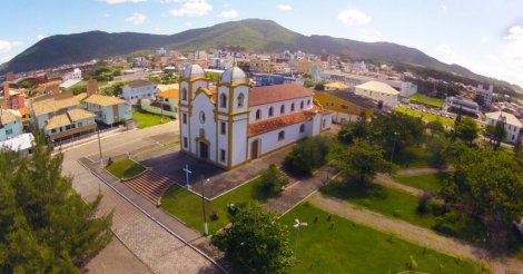A Prefeitura de IMBITUBA convida a todos para a chegada do Papai Noel 