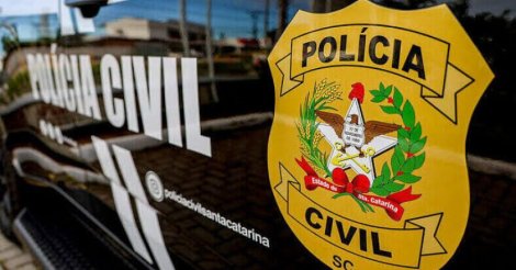 Adolescente é apreendido suspeito de filmar mulheres em banheiro de universidade