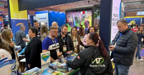 Amurel reforça turismo no Festuris