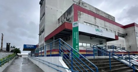 Bebê de dois meses chega sem vida à UPA e pais terminam presos na Grande Florianópolis