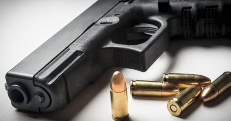 Briga entre vizinhos termina com três tiros e uma prisão