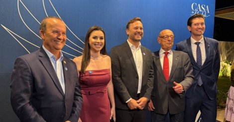 Carol De Toni assume presidência da Frente Parlamentar do Livre Mercado em evento prestigiado por lideranças nacionais