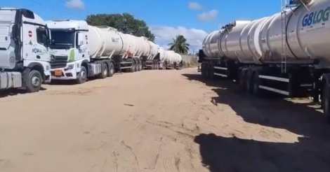 Carretas carregadas de combustível são abandonadas após megaoperação contra o PCC