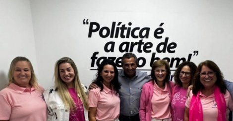 Deputado Júlio Garcia incorpora Silvio Santos e distribui milhões para entidades do sul