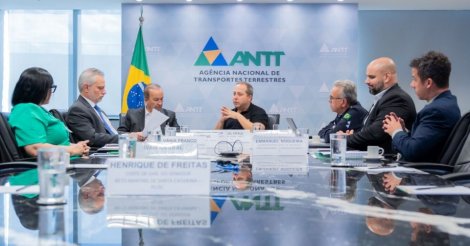 Em Brasília, governador busca soluções junto à ANTT para gargalos na BR-101