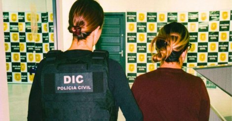 Enfermeira é presa em SC suspeita de usar profissão para aplicar golpes em idosos