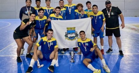 Equipe de futsal sub-18 de Imbituba garante vaga na etapa regional dos Joguinhos Abertos