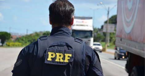 Feriadão da Independência é marcado por três mortes, 104 acidentes e milhares de condutas perigosas em rodovias federais de SC
