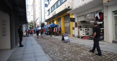 Florianópolis: entidades se unem contra instalação de unidade para população em situação de rua no Centro Histórico