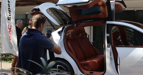 Florianópolis terá evento gratuito com test drives de veículos híbridos e elétricos de 20 montadoras
