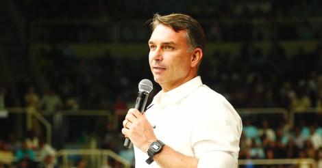 Flávio Bolsonaro diz que não vai a debate da Band, marcado para o próximo domingo