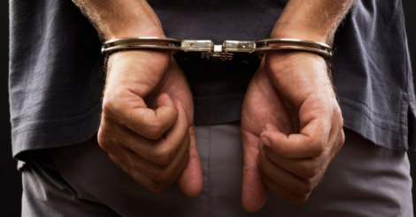 Foragido da justiça de Tubarão é preso com drogas e dinheiro em Imbituba
