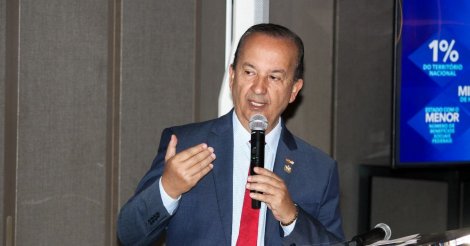 Governador Jorginho desmente Haddad sobre IOF e lembra do decreto zerando imposto até 2028