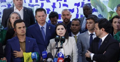 Governador Jorginho Mello critica pedido de suspensão de parlamentares catarinenses