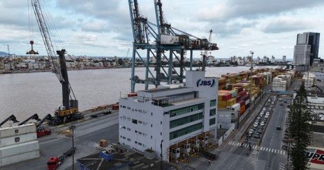 Governo assume dívida milionária do Porto de Itajaí após cidade declarar Lula persona non grata