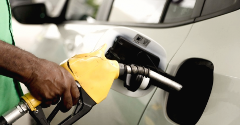 Governo Lula zera impostos federais sobre gasolina e dá subvenção extra ao diesel a 16 dias do segundo turno