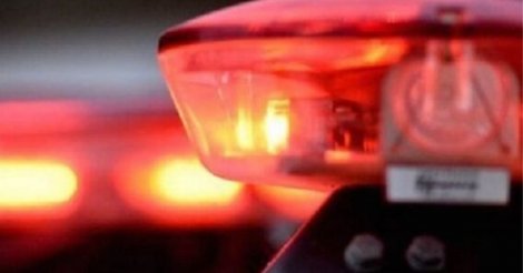 Homem é baleado no rosto durante assalto violento em plena luz do dia em Imbituba