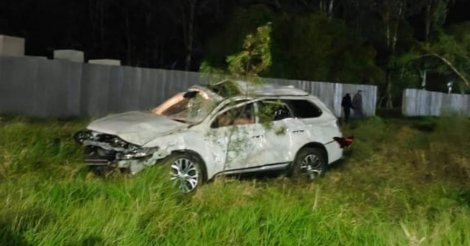 Homem de 63 anos morre após SUV capotar durante a noite em SC