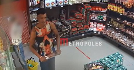 Homem é preso após atacar ex com facão em mercado e ferir mais duas pessoas em SC