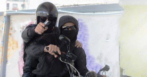 Imbituba / Frentista é ameaçado por dupla armada em posto de combustível na cidade