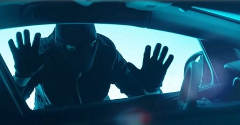 IMBITUBA / FURTO RELÂMPAGO / Homem tem celular roubado em estacionamento de supermercado