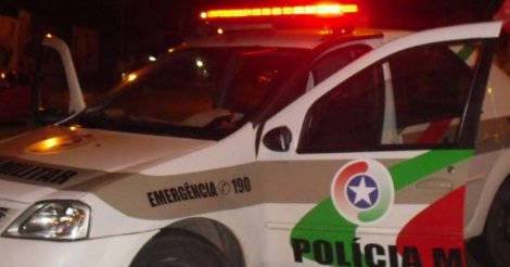 IMBITUBA / homem é preso por tráfico de drogas; suspeito foi flagrado com 15 porções de maconha