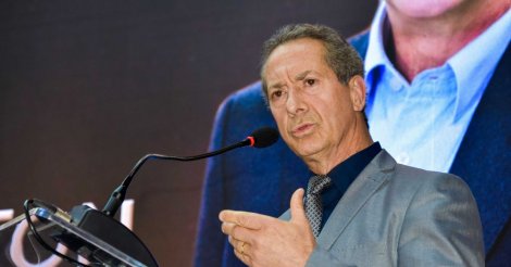 “Liderar é ouvir mais do que falar”, diz Neivor Canton, presidente da Aurora Coop