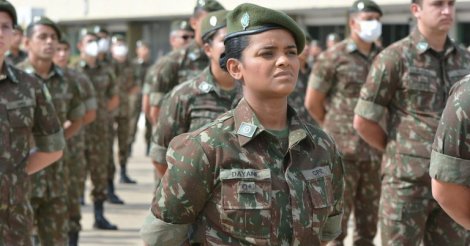 Mais de dez mulheres já fizeram o alistamento militar voluntário no Sul de Santa Catarina
