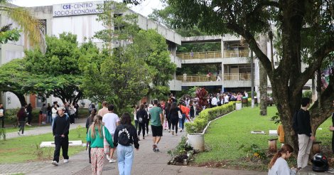 Manobra para mudar o nome do campus da UFSC