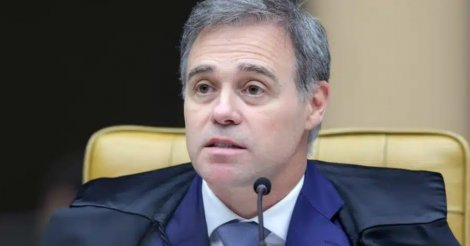 Mendonça exige sessão pública presencial no STF após mensagens de Vorcaro a Moraes e Fachin deve definir data