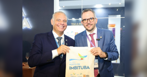 Ministro assina obra de R$ 72,8 milhões no Porto de Imbituba e anuncia novas medidas; veja quais