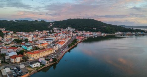 Mulher de 41 anos morre afogada na Lagoa Santo Antônio dos Anjos, em Laguna