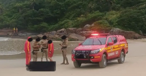 Mulher é encontrada morta e sem roupas na Praia Brava, em Florianópolis