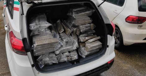 Mulheres do tráfico são presas com mais de 130kg de drogas na BR-101 em SC