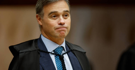 O alerta de André Mendonça ao governo Lula sobre remoção de delegados da PF